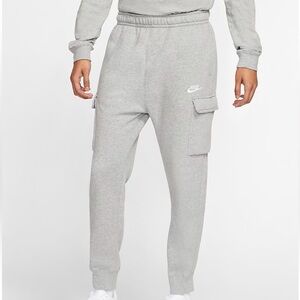 Nike Sportswear Club Fleece Cargo Sweats